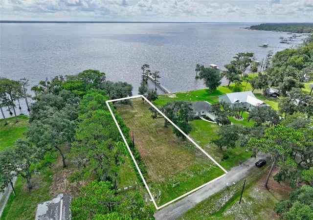 1st image of 100 Sandra Ln, Crescent City, FL 32112 | MLS# FC320608