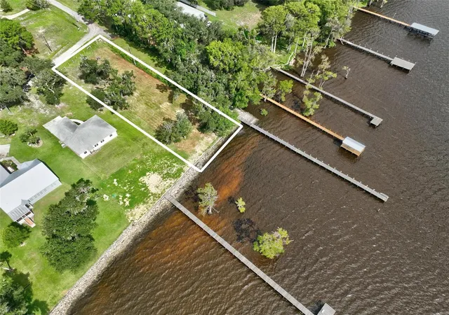 Photo 3 of Land for sale at 100 Sandra Ln, Crescent City, FL 32112 | MLS# FC320608 | Listing updated on 2026-08-17