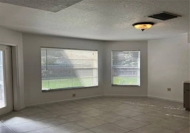 Photo 5 of Single family home for sale at 5307 El Cerro Dr, New Port Richey, FL 34655 | MLS# W7888489 | Listing updated on 2026-08-24