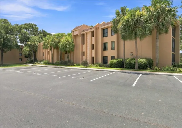 2nd image of 620 Cranes Wy #303, Altamonte Springs, FL 32701 | MLS# O6432749