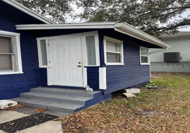 2nd image of 1815 2nd Ave E, Bradenton, FL 34208 | MLS# A4702714