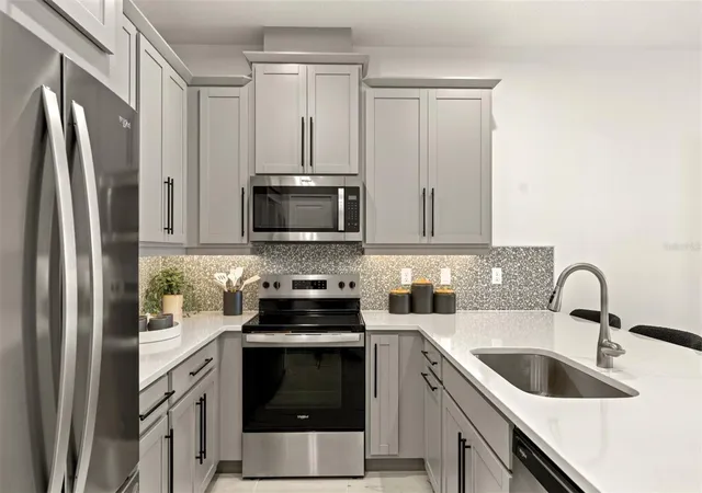 image of 10173 Milestone Cir, Orlando, FL 32832 | MLS# O6432755