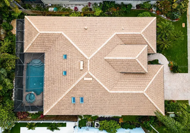 57th image of 2557 Marblehead Dr, Sarasota, FL 34231 | MLS# TB8537962
