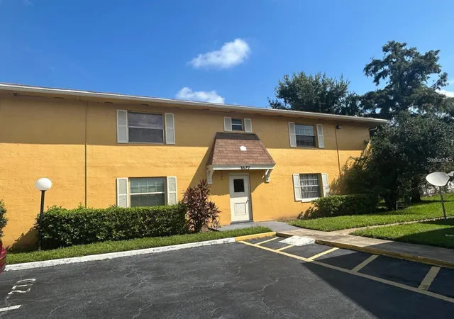 17th image of 1627 W Oak Ridge Rd #D, Orlando, FL 32809 | MLS# O6432762