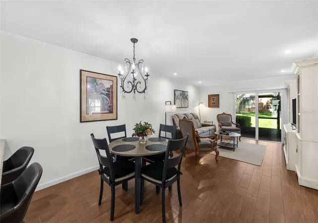 5th image of 3810 Oak Dr, TAMPA, FL 33611