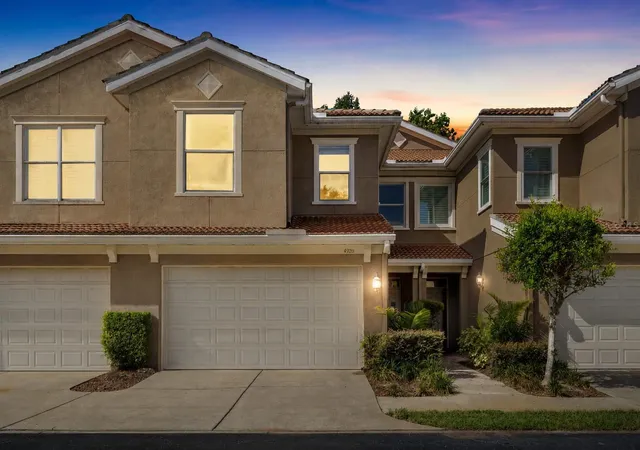 Photo 3 of Townhouse for sale at 4920 Anniston Cir, Tampa, FL 33647 | MLS# TB8537988 | Listing updated on 2026-08-23