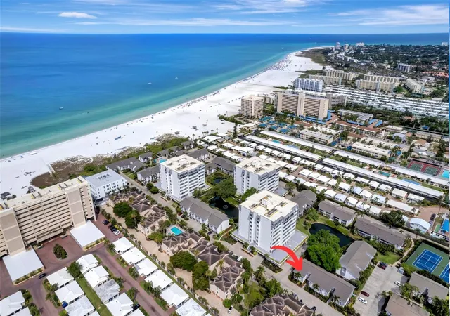 Photo 2 of Condo for sale at 1141 W Peppertree Dr #1141, Sarasota, FL 34242 | MLS# A4702733 | Listing updated on 2026-08-23