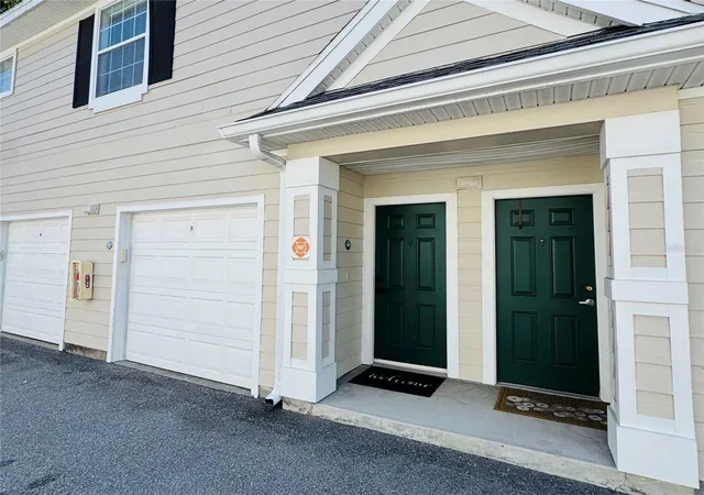 Listing Photo 3 - Condo for sale in building located at 233 Southern Pecan Cir, WINTER GARDEN, FL 34787 - Unit #101