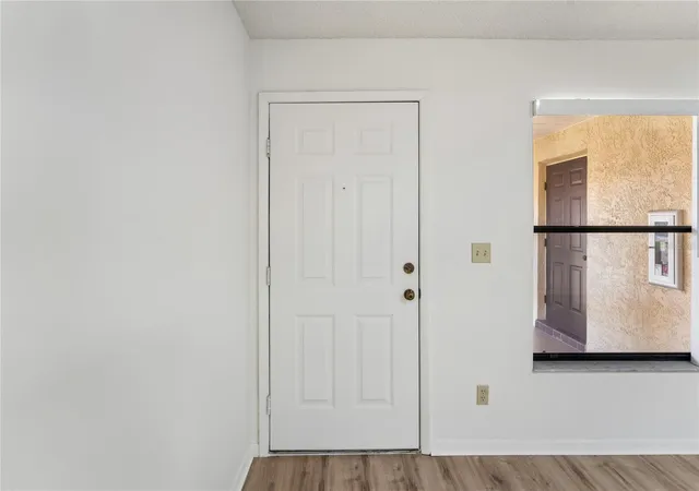 Listing Photo 5 - Condo for sale in building located at 110 Hammock Pine Blvd, CLEARWATER, FL 33761