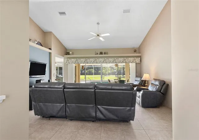 5th image of 17269 Raintree Rd, Lutz, FL 33558 | MLS# TB8538046