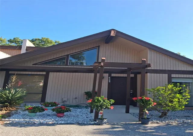 1st image of 4009 Muriel Pl, Tampa, FL 33614 | MLS# TB8538049