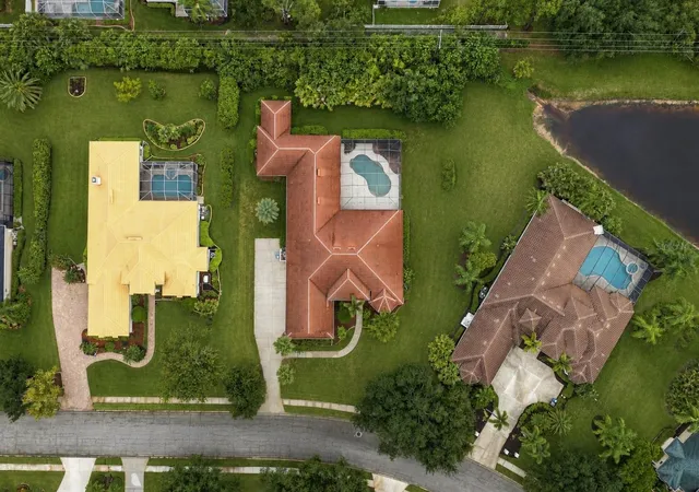 3rd image of 10609 Cheval Pl, Bradenton, FL 34202 | MLS# TB8538052
