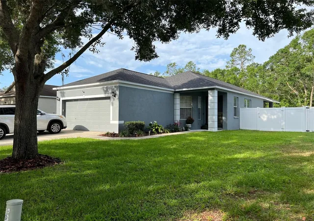Photo 1 of Single family home for sale at 6138 Kiteridge Dr, Lithia, FL 33547 | MLS# TB8538107 | Listing updated on 2026-08-19