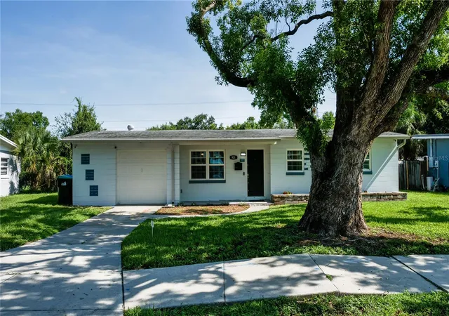 2nd image of 901 Baltimore Dr, Orlando, FL 32810 | MLS# O6432945