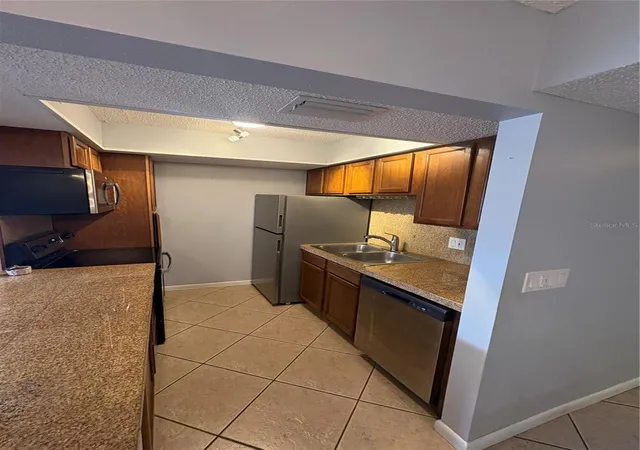 5th image of 9 Quails Run Blvd #3, Englewood, FL 34223 | MLS# TB8538155