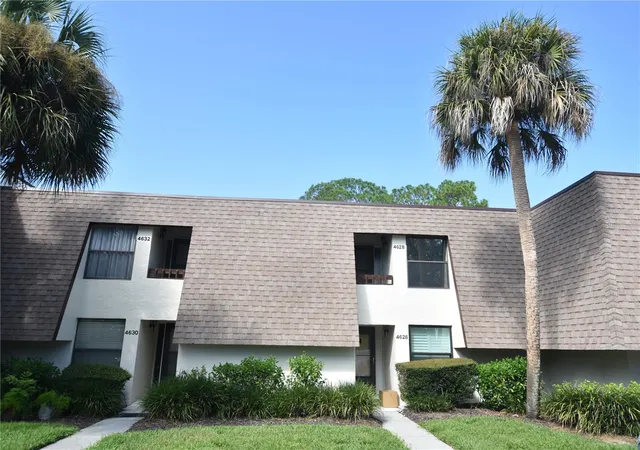 Photo 1 of Condo for sale at 4626 Ringwood Meadow #25, Sarasota, FL 34235 | MLS# A4702779 | Listing updated on 2026-08-20