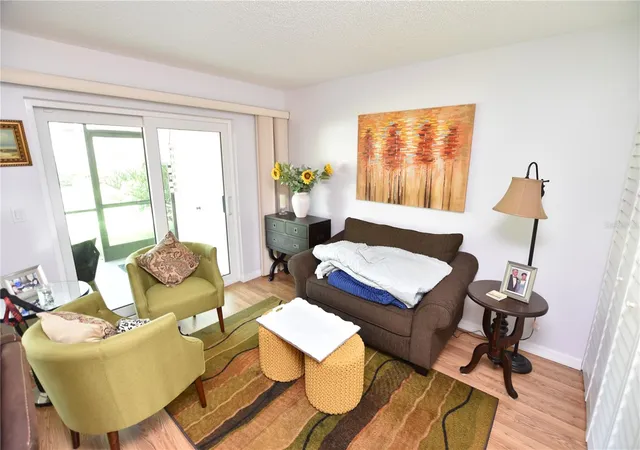 Listing Photo 4 - Condo for sale in building located at 4626 Ringwood Mdw, SARASOTA, FL 34235 - Unit #25