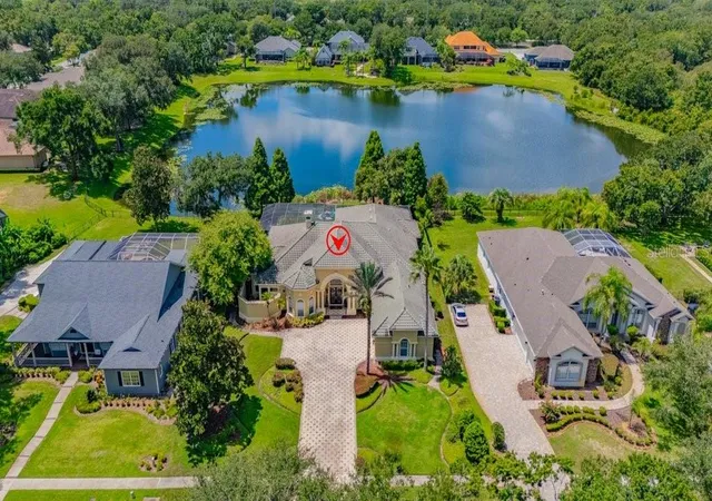 1st image of 6217 Kingbird Manor Dr, Lithia, FL 33547 | MLS# TB8538160
