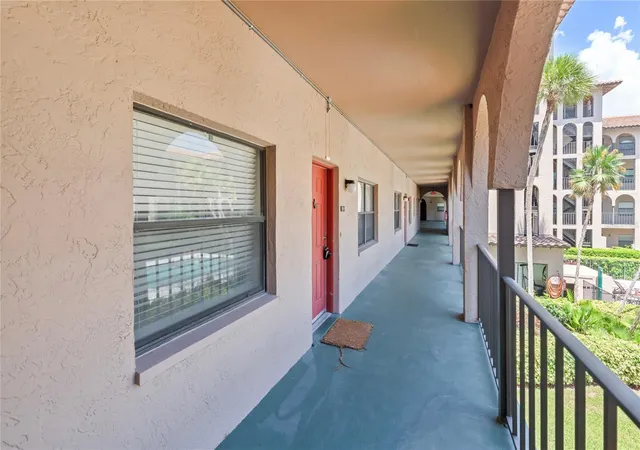 2nd image of 6150 Gulfport Blvd S #202, Gulfport, FL 33707 | MLS# TB8538165