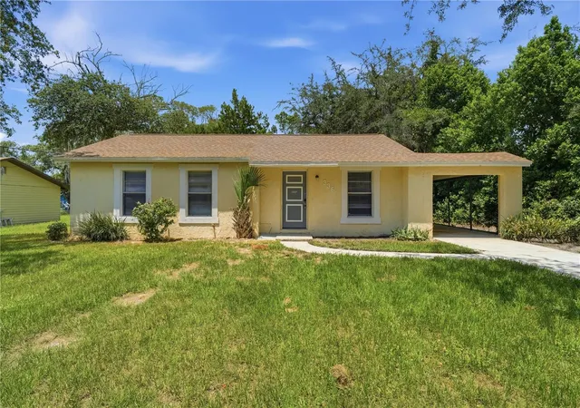 3rd image of 336 Riviera Dr, Debary, FL 32713 | MLS# V4950686