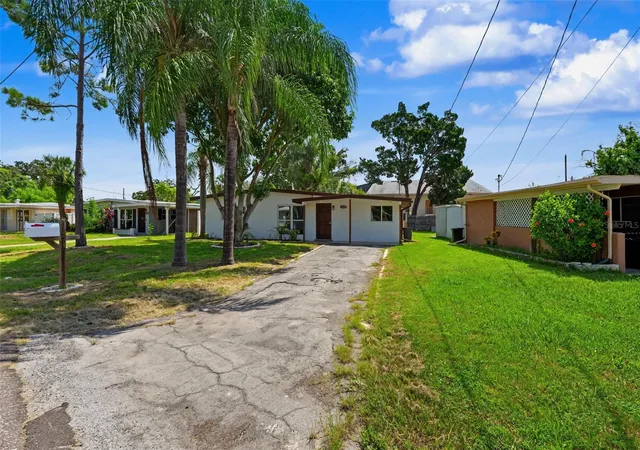 Photo 1 of Single family home for sale at 7377 Royal Palm Dr, New Port Richey, FL 34652 | MLS# TB8538171 | Listing updated on 2026-09-02