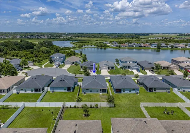 Photo 3 of Sale Pending at 3978 White Ibis Rd, Lakeland, FL 33811 | MLS# L4964230 | Listing updated on 2026-09-08
