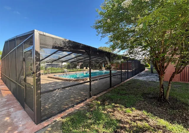2nd image of 4805 Alt 19, PALM HARBOR, FL 34683