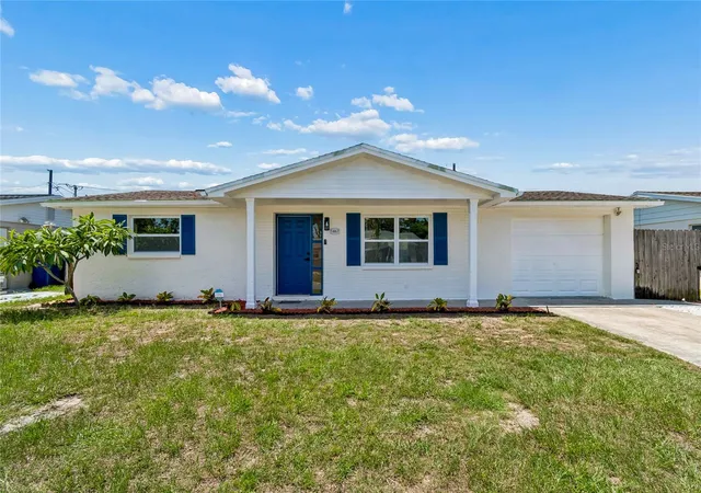 3rd image of 1467 Classic Dr, Holiday, FL 34691 | MLS# TB8538199