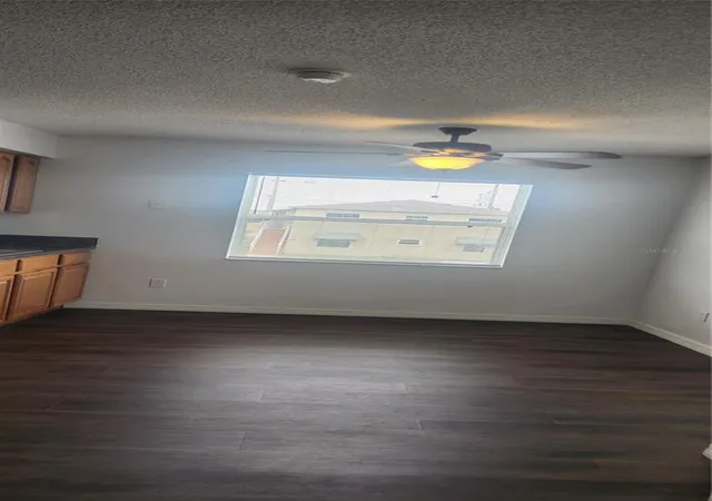 2nd image of 723 Michigan Ct, Saint Cloud, FL 34769
