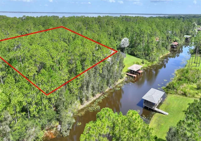 image of 28 Amaryllis Dr, Indian Lake Estates, FL 33855 | MLS# P4939577