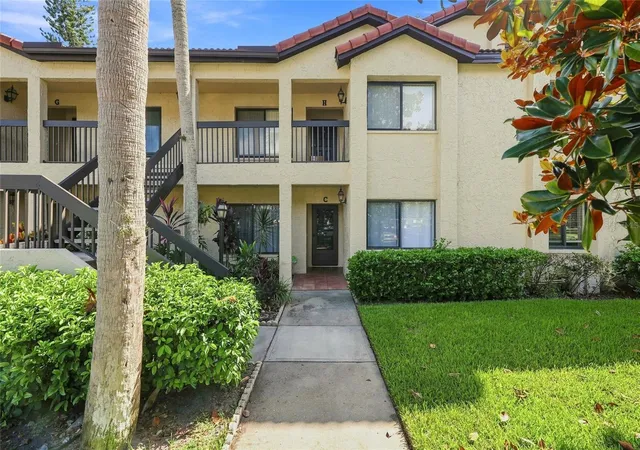 2nd image of 1801 E Lake Rd #17C, Palm Harbor, FL 34685 | MLS# TB8538239
