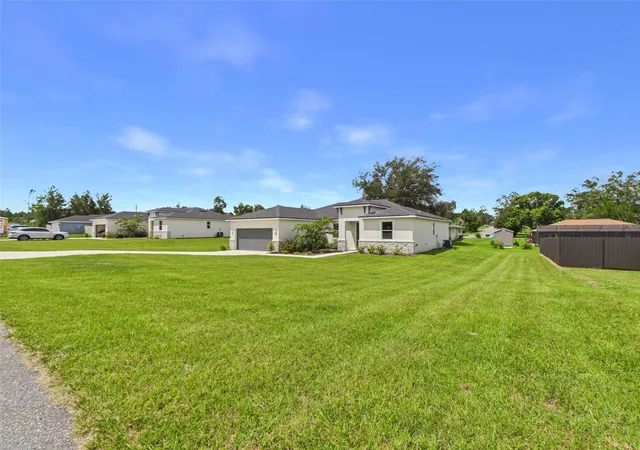 Photo 3 of Single family home for sale at 16090 SW 42nd Terrace, Ocala, FL 34473 | MLS# OM730249 | Listing updated on 2026-08-19