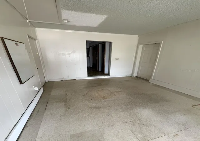 3rd image of 8118 Esperanza St, Orlando, FL 32817 | MLS# V4950698