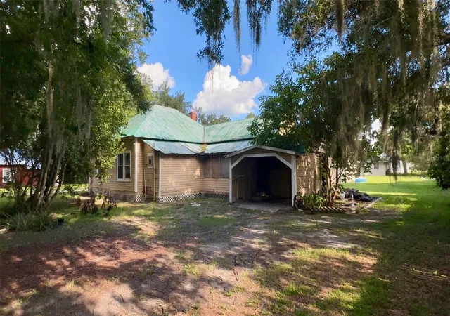 Photo 2 of Single family home for sale at 409 N 7th Avenue, Wauchula, FL 33873 | MLS# P4939581 | Listing updated on 2026-08-20