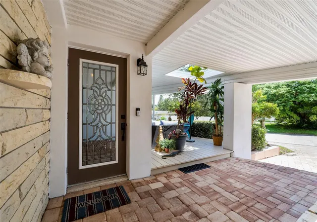 4th image of 1294 Fairway Dr, Dunedin, FL 34698 | MLS# TB8538307