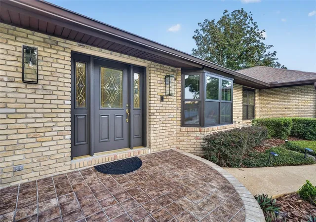 Photo 4 of Single family home for sale at 1281 Wellington Ter, Maitland, FL 32751 | MLS# O6433131 | Listing updated on 2026-09-30