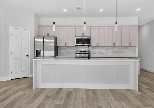 2nd image of 867 Cornelia Ave Se, Palm Bay, FL 32909 | MLS# OM730288
