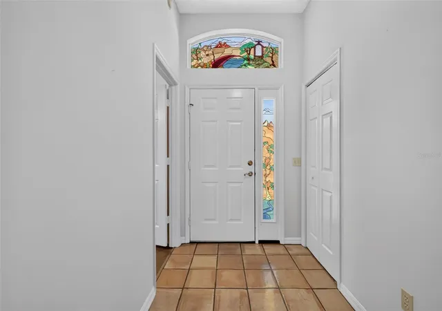 4th image of 1519 Martinez Dr, Lady Lake, FL 32159 | MLS# G5116395