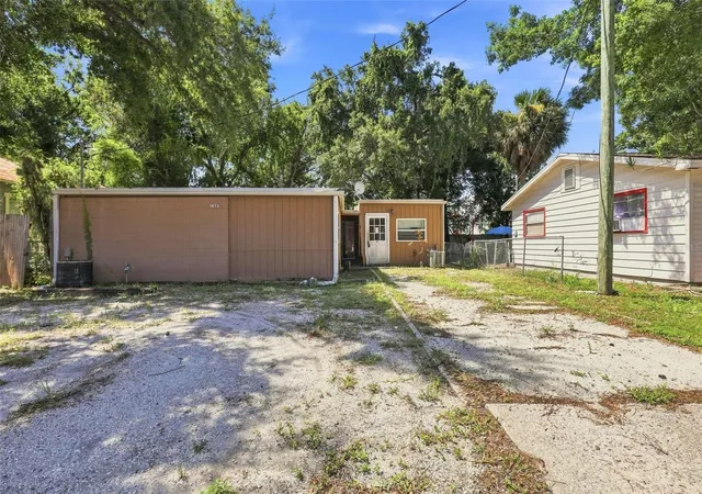 1st image of 1672 10th St, Sarasota, FL 34236 | MLS# O6433142