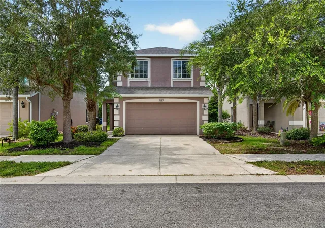 Photo 3 of Single family home for sale at 11723 Tempest Harbor Loop, Venice, FL 34292 | MLS# A4702854 | Listing updated on 2026-10-20
