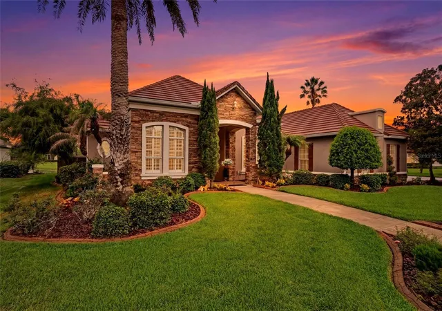 4th image of 1059 Ceasars Ct, Mount Dora, FL 32757 | MLS# TB8538421