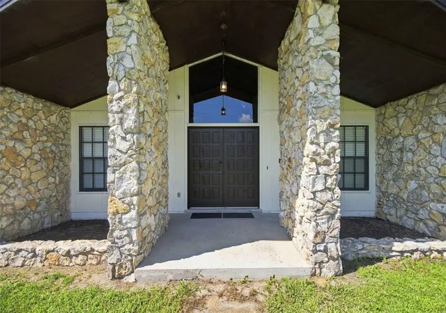 3rd image of 2830 Sw 37Th Dr, Ocala, FL 34474 | MLS# OM730304