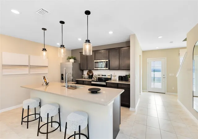 4th image of 5099 Starling Bird Ln, Saint Cloud, FL 34771 | MLS# O6433205
