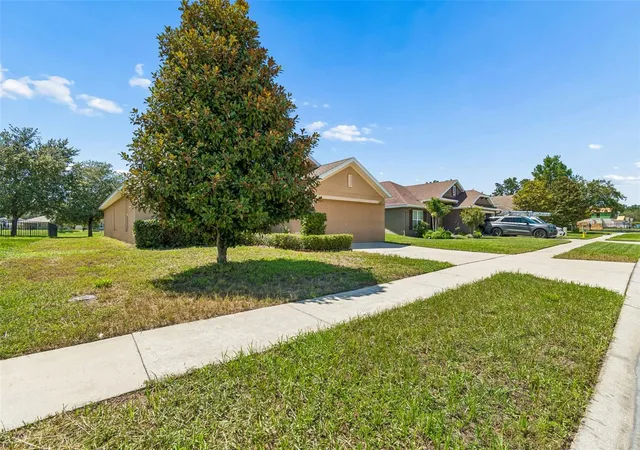 Photo 3 of Single family home for sale at 13613 Niti Dr, Hudson, FL 34669 | MLS# W7888558 | Listing updated on 2026-09-24