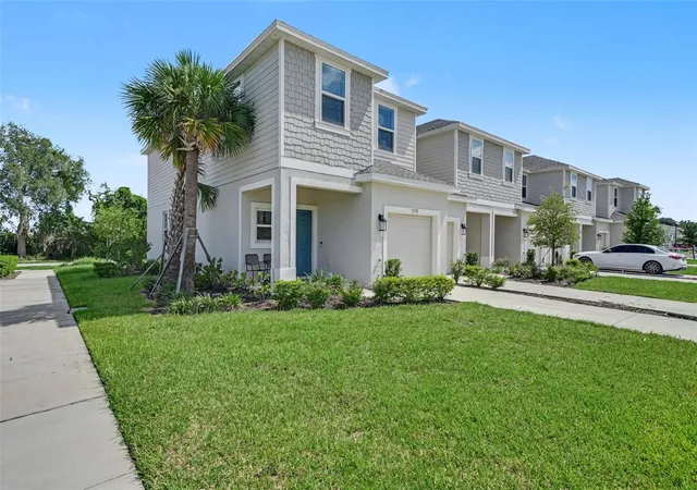 Photo 3 of Townhouse for sale at 5170 Quakers Pl, Saint Cloud, FL 34769 | MLS# S5155562 | Listing updated on 2026-10-01