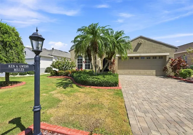 2nd image of 441 Noble Faire Dr, Sun City Center, FL 33573 | MLS# TB8538514