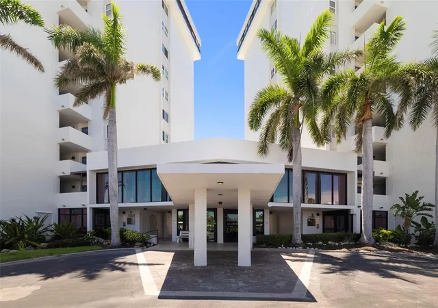 1st image of 19 Whispering Sands Dr #201, Sarasota, FL 34242 | MLS# A4702889