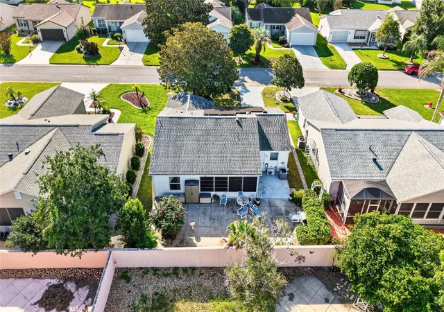 36th image of 1613 San Diego St, Lady Lake, FL 32159 | MLS# OM730335