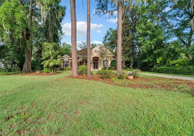 Photo 3 of Single family home for sale at 5038 SE 6th Avenue, Ocala, FL 34480 | MLS# OM730337 | Listing updated on 2026-08-17