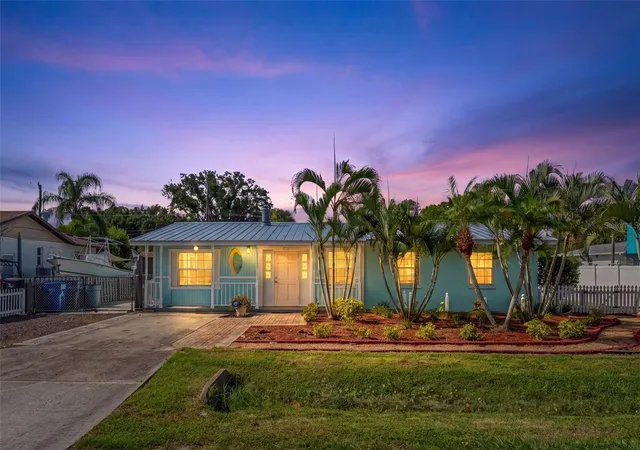 1st image of 415 49th St W, Palmetto, FL 34221 | MLS# A4702891